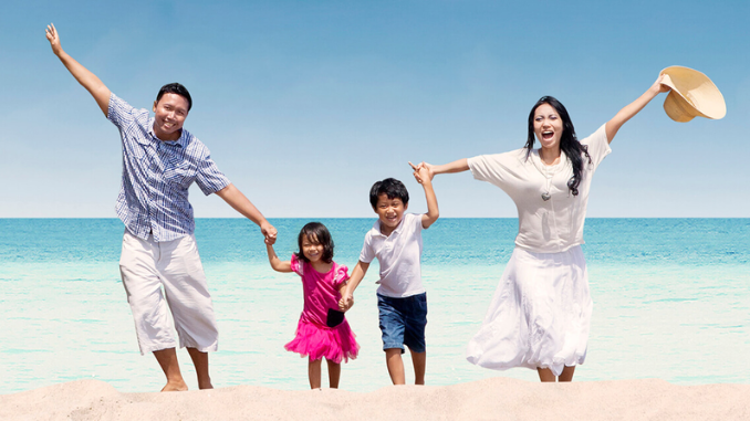 Ini Tips Liburan Keluarga saat Cuaca Buruk, Anak Tetap Happy!